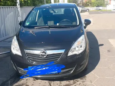 Gebraucht Opel Meriva 110 PS (80 kW) 2012 Schwarz Van / Kleinbus