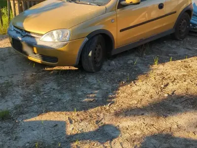 Gebraucht Opel Corsa 75 PS (55 kW) 2002 Gold Kleinwagen