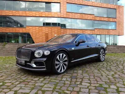 Gebraucht Bentley Flying Spur Mulliner 635 PS (467 kW) 2020 Schwarz Limousine