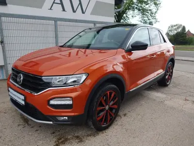 Usata VW T-Roc Style 116 CV (85 kW) 2019 Arancione SUV