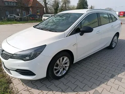 Gebraucht Opel Astra Edition 122 PS (89 kW) 2021 Weiß Kombi