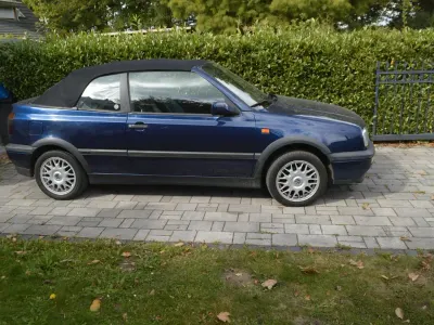 Gebraucht VW Golf Cabriolet 116 PS (85 kW) 1994 Blau Cabrio