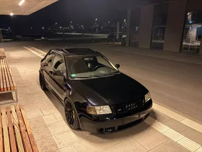 Gebraucht Audi S3 Basis 209 PS (153 kW) 1999 Schwarz Kleinwagen