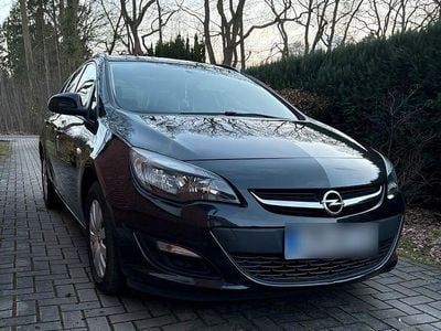 Gebraucht Opel Astra 110 PS (80 kW) 2015 Schwarz Kombi