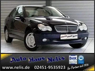 Gebraucht Mercedes C180 143 PS (105 kW) 2003 Blau Limousine