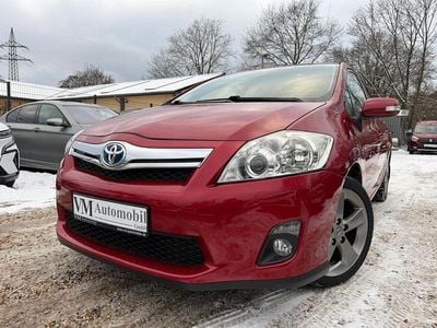 Gebraucht Toyota Auris Hybrid Travel 99 PS (72 kW) 2012 Rot Limousine