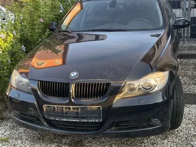 Gebraucht BMW 320 150 PS (110 kW) 2007 Schwarz Kombi