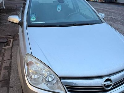 Gebraucht Opel Astra 90 PS (66 kW) 2007 Silber Kleinwagen