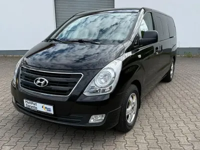 Gebraucht Hyundai H-1 Trend 170 PS (125 kW) 2016 Schwarz Van / Kleinbus