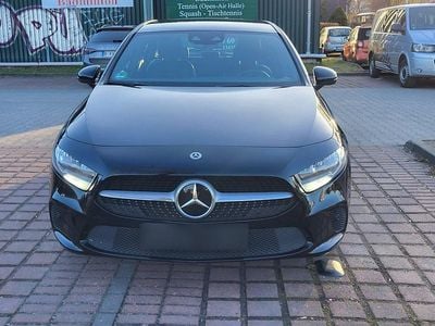 Gebraucht Mercedes A200 150 PS (110 kW) 2021 Schwarz Limousine