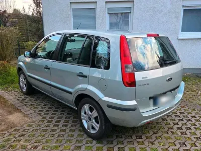 Gebraucht Ford Fusion 80 PS (58 kW) 2005 Grün Kleinwagen