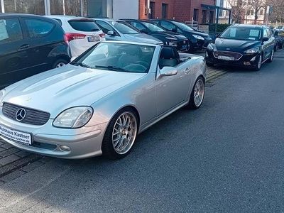 Silber Gebraucht 2000 Mercedes SLK200 Cabrio | 6.999 € (Etwas zu teuer)