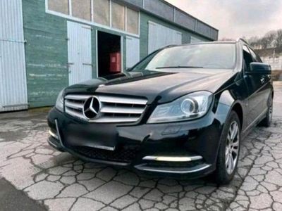 Gebraucht Mercedes C180 156 PS (114 kW) 2012 Schwarz Kombi