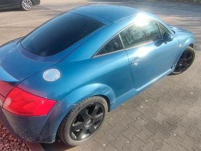 Blau Gebraucht 1999 Audi TT Coupé | 4.900 €
