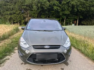 Gebraucht Ford S-MAX 140 PS (102 kW) 2011 Grau Van / Kleinbus