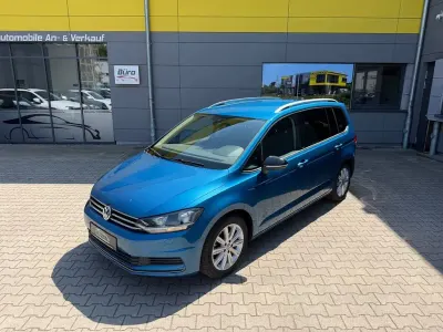 Gebraucht VW Touran IQ Drive 150 PS (110 kW) 2019 Blau Van / Kleinbus