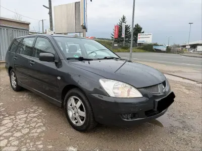 Usata Mitsubishi Lancer 98 CV (72 kW) 2005 Grigio Station wagon