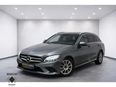 Gebraucht Mercedes C200 Avantgarde 160 PS (117 kW) 2019 Grau Kombi