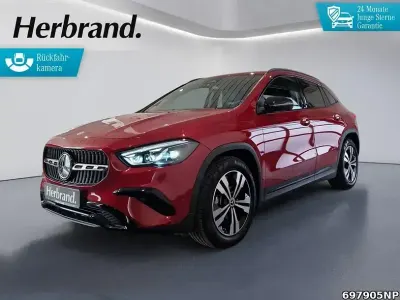 Usata Mercedes GLA200 Progressive 163 CV (119 kW) 2025 Rosso SUV