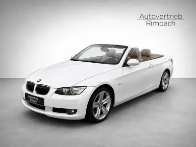 Gebraucht BMW 335 Cabriolet 305 PS (224 kW) 2008 Weiß Cabrio