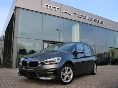 Gebraucht BMW 218 Gran Tourer Advantage 140 PS (102 kW) 2021 Grau Van / Kleinbus