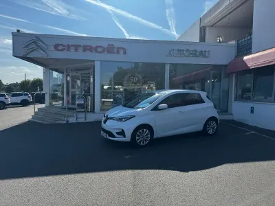 Gebraucht Renault Zoe Experience 50 kW (69 PS) 2020 Weiß Kleinwagen