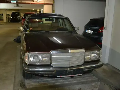 Gebraucht Mercedes 280 185 PS (136 kW) 1981 Brau Limousine