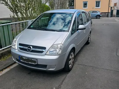 Używany Opel Meriva 101 KM (74 kW) 2005 Srebrny Minivan