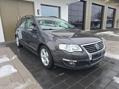 Schwarz Gebraucht 2009 VW Passat Sportline Kombi | 2.990 € (Guter Preis)