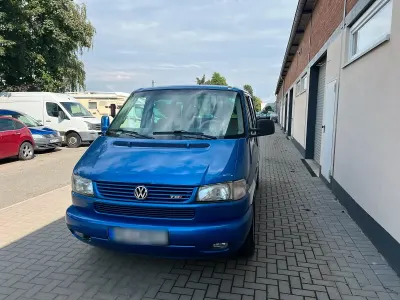 Gebraucht VW Multivan 151 PS (111 kW) 1999 Blau Van / Kleinbus
