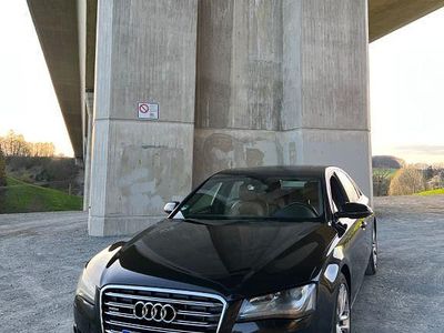Schwarz Gebraucht 2010 Audi A8 Exclusive Limousine | 16.500 € (Etwas zu teuer)
