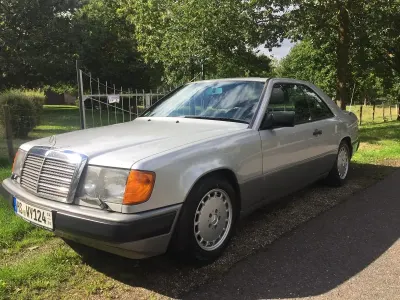 Gebraucht Mercedes 230 132 PS (97 kW) 1989 Grau Limousine