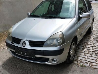 Renault Clio II