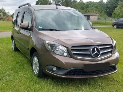 Gebraucht Mercedes Citan 111 Edition 116 PS (85 kW) 2019 Braun Kombi