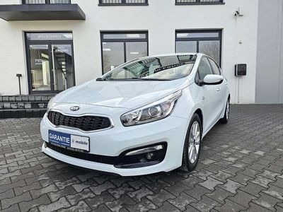 Gebraucht Kia Ceed Edition 7 136 PS (100 kW) 2017 Weiß Kleinwagen