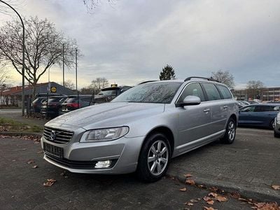 Gebraucht Volvo V70 Kinetic 120 PS (88 kW) 2015 Silber Kombi