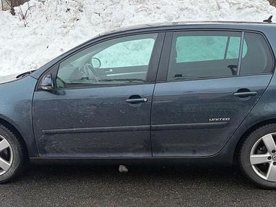 Blau Gebraucht 2008 VW Golf V United Kleinwagen | 1.500 € (Fairer Preis)