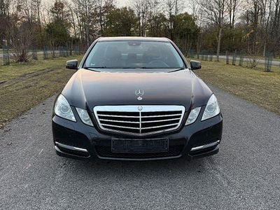 Mercedes E200