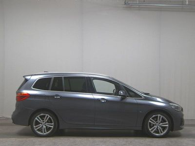 Gebraucht BMW 220 Gran Tourer M Sport 190 PS (139 kW) 2021 Mineralgrau metallic Van / Kleinbus