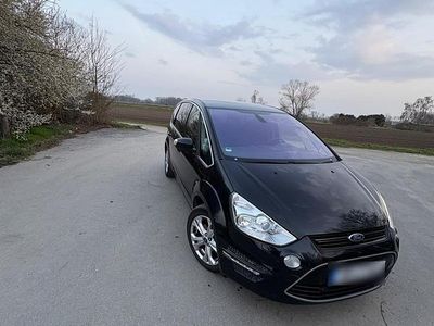Gebraucht Ford S-MAX 140 PS (102 kW) 2011 Schwarz Van / Kleinbus