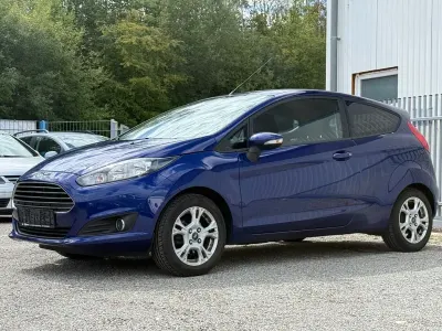 Gebraucht Ford Fiesta SYNC Edition 101 PS (74 kW) 2014 Blau Kleinwagen