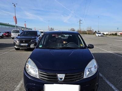 Blau Gebraucht 2010 Dacia Sandero Kleinwagen | 3.000 €