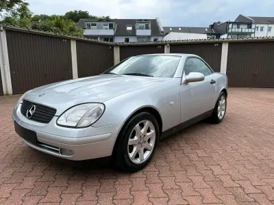 Second-hand Mercedes SLK200 136 CP (100 kW) 1996 Argintiu Cabrio