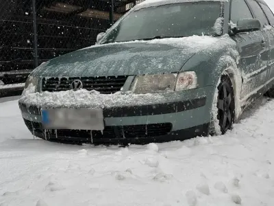 Gebraucht VW Passat 101 PS (74 kW) 1999 Grün Kombi
