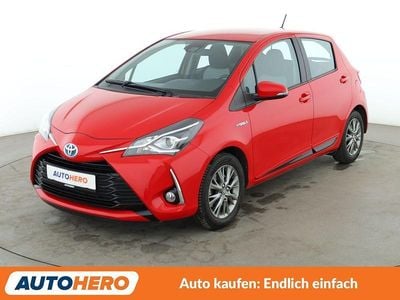 Gebraucht Toyota Yaris Hybrid Comfort 101 PS (74 kW) 2017 Rot Kleinwagen