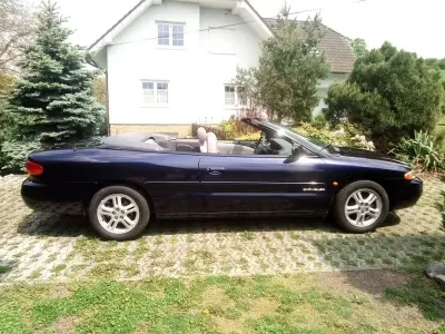 Usata Chrysler Stratus 131 CV (96 kW) 1998 Blu Cabrio