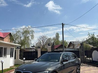 Gebraucht BMW 320 M Sport 184 PS (135 kW) 2020 Grau Kombi