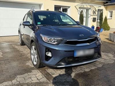 Gebraucht Kia Stonic Platinum Edition 120 PS (88 kW) 2020 Blau SUV
