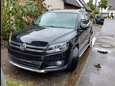 Gebraucht VW Tiguan 160 PS (117 kW) 2015 Schwarz SUV