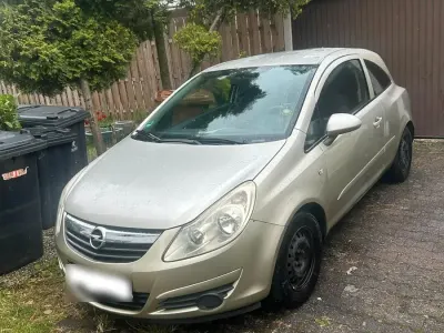 Gebraucht Opel Corsa 80 PS (58 kW) 2007 Gold Kleinwagen